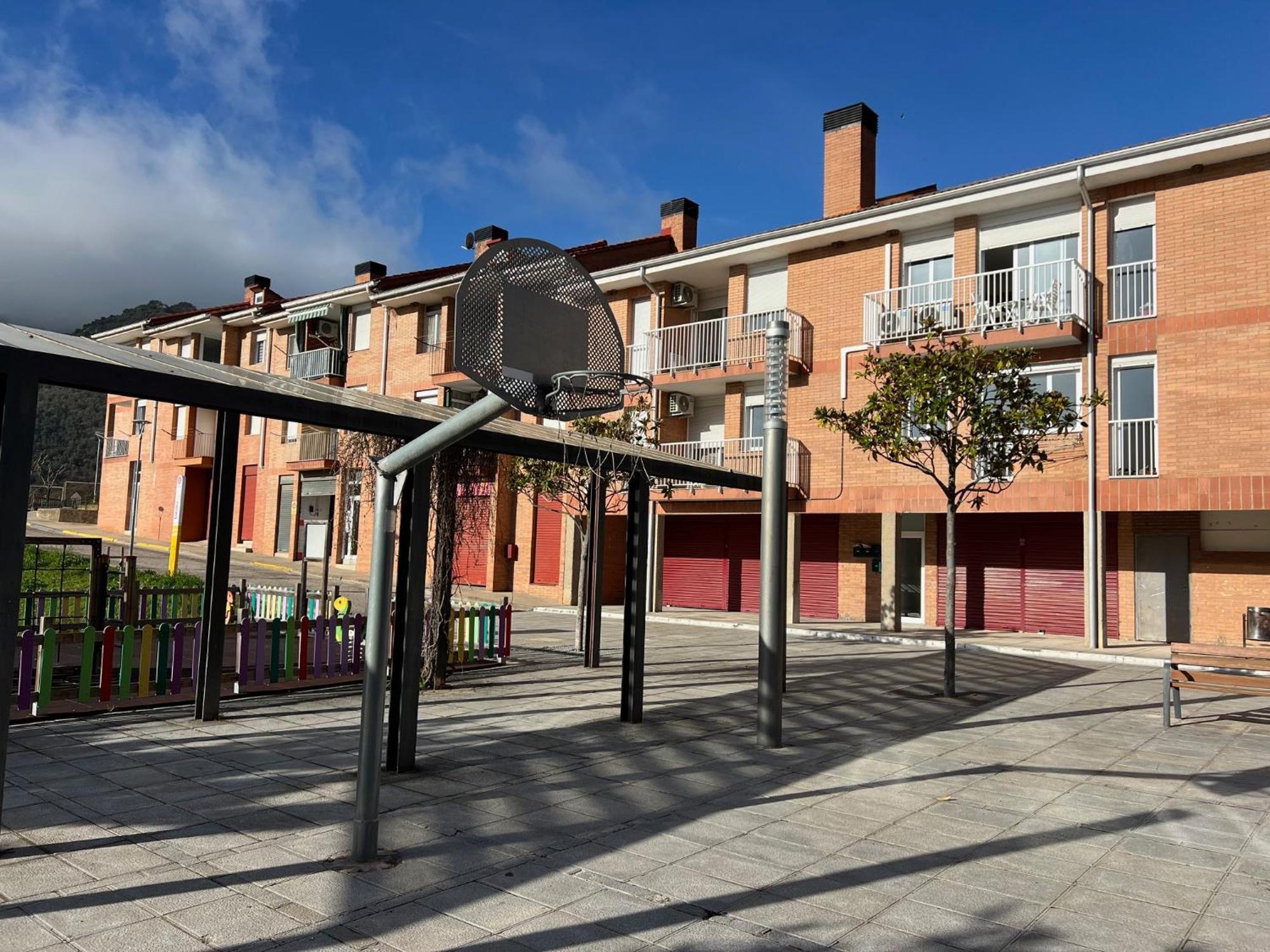 Sant Jordi de Cercs Apartament Acollidor Al Bergueda 6P מראה חיצוני תמונה